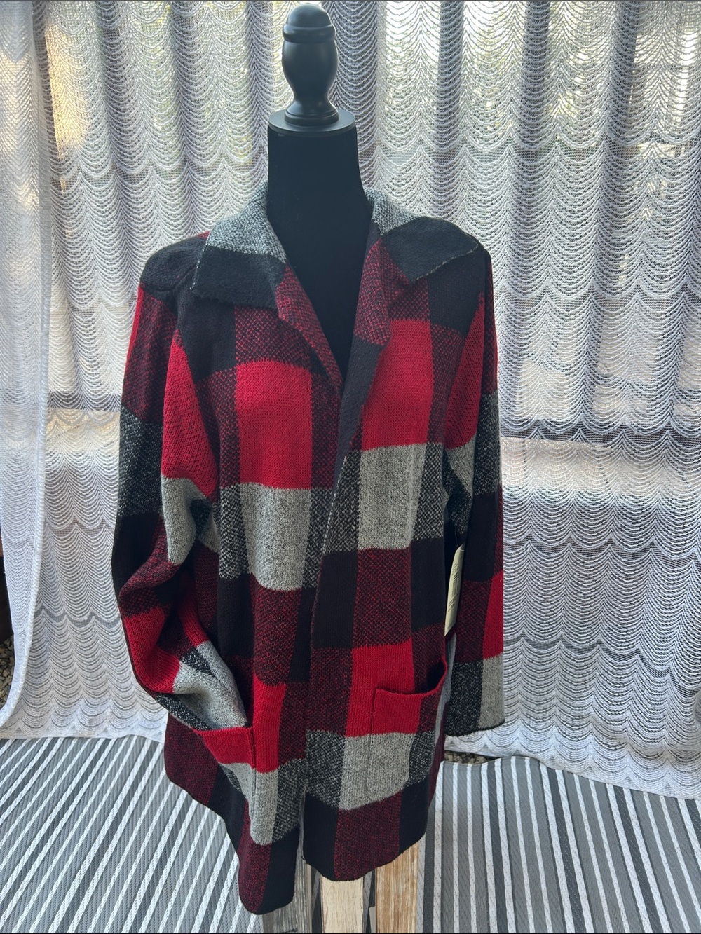 Women's Red & Gray Plaid Open Jacket, size XXL